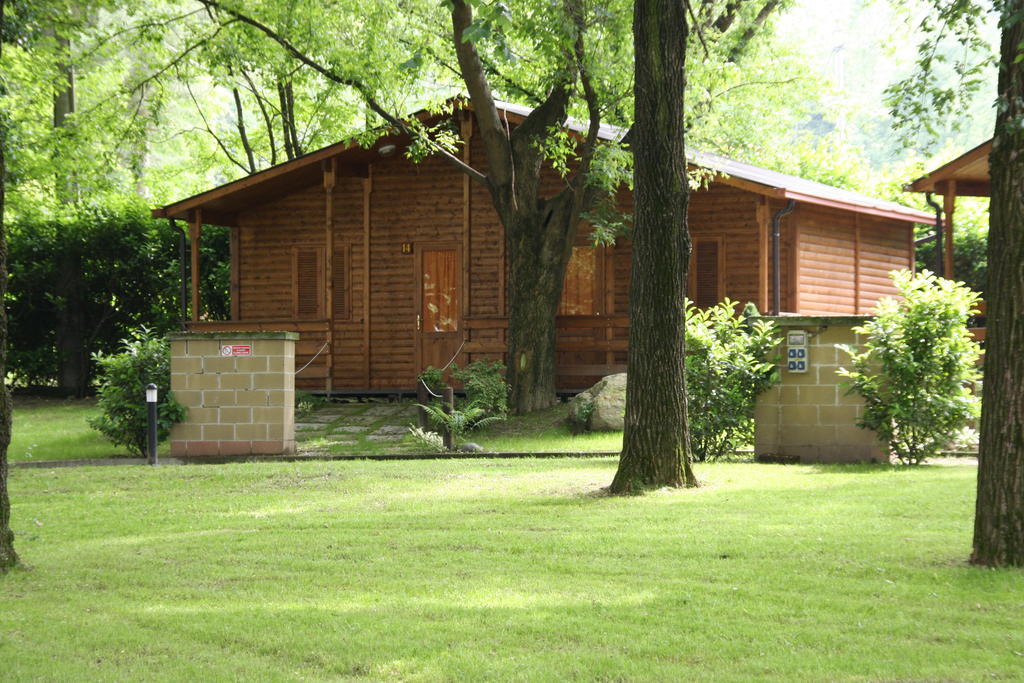 Anthares World Resort Candia Canavese Pokoj fotografie