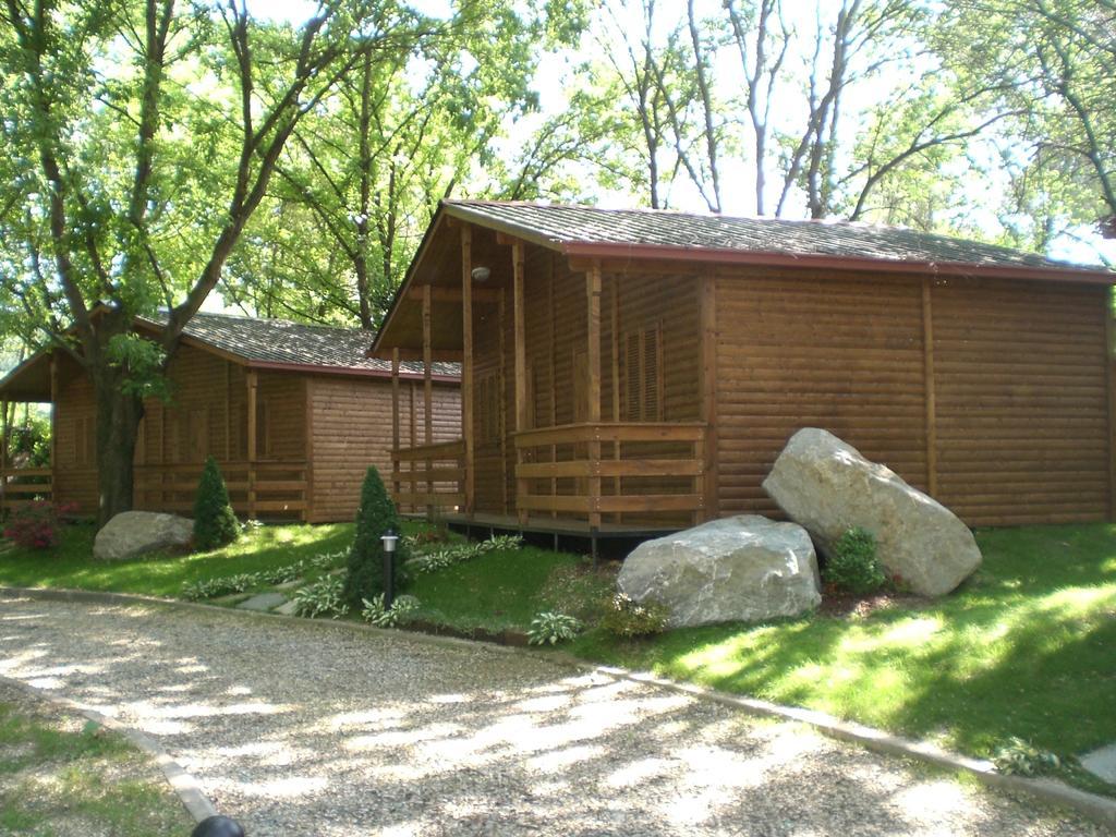 Anthares World Resort Candia Canavese Pokoj fotografie